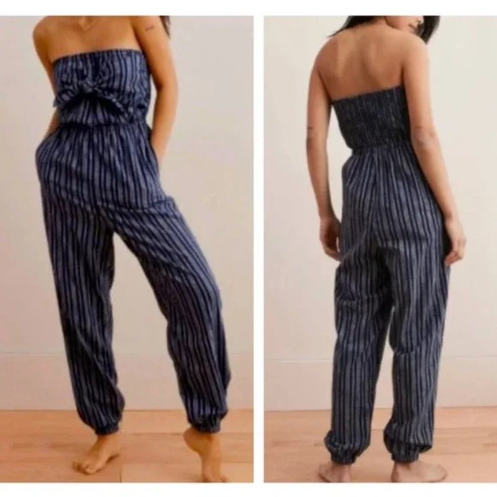 Aerie Blue Striped Smocked Strapless Jumpsuit , Size M, Excellent Condition